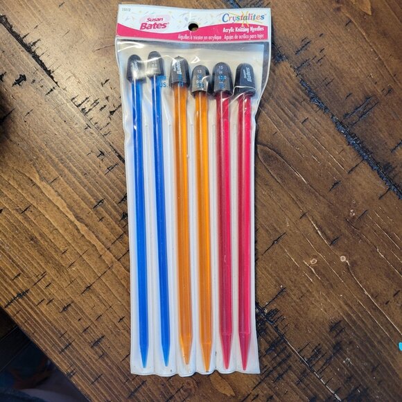 Susan Bates Crystalites Acrylic Knitting Needles Set  -Sizes 11, 13, 15 - Picture 1 of 5